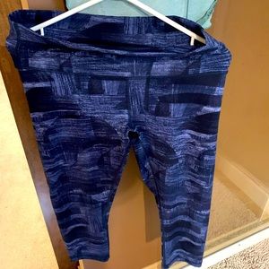 Lulu lemon workout capris